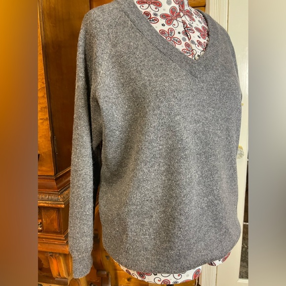 Golden by TNA wool & cashmere sweater - Picture 2 of 11